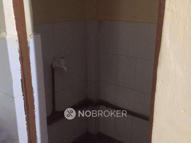 Flat for rent in East Delhi, Deri