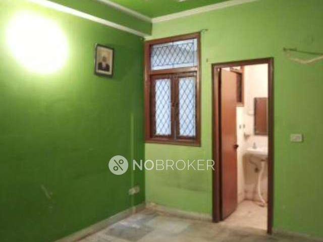 Flat for rent in South Delhi, Deri