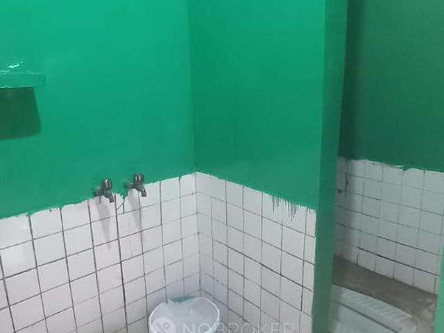 Flat for rent in West Delhi, Deri