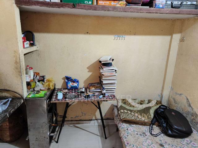 Flat for rent in North Delhi, Deri