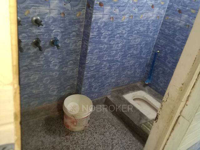 Flat for rent in West Delhi, Deri