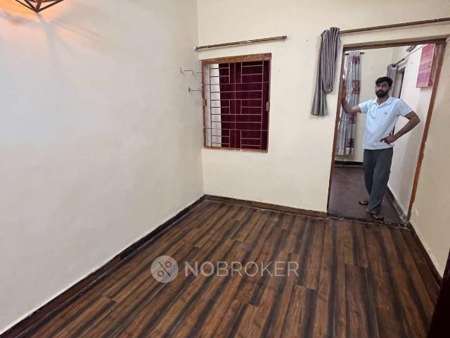 Flat for rent in West Delhi, Deri