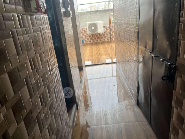 Flat for rent in West Delhi, Deri