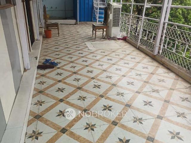 Flat for rent in South Delhi, Deri