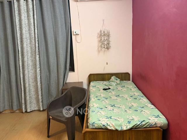 Flat for rent in South Delhi, Deri