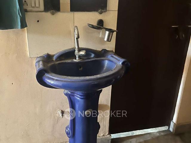 Flat for rent in North Delhi, Deri