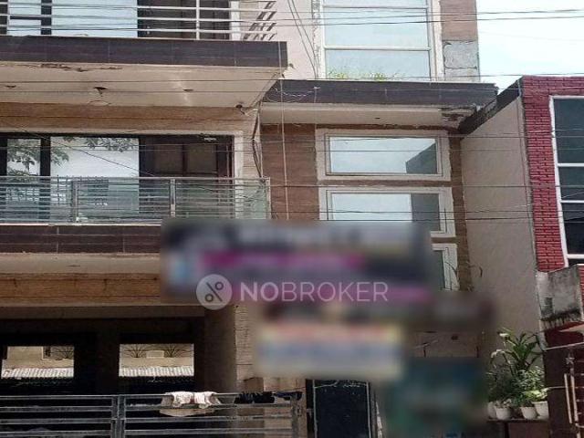 Flat for rent in Hariana