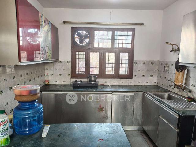 Flat for rent in Hariana