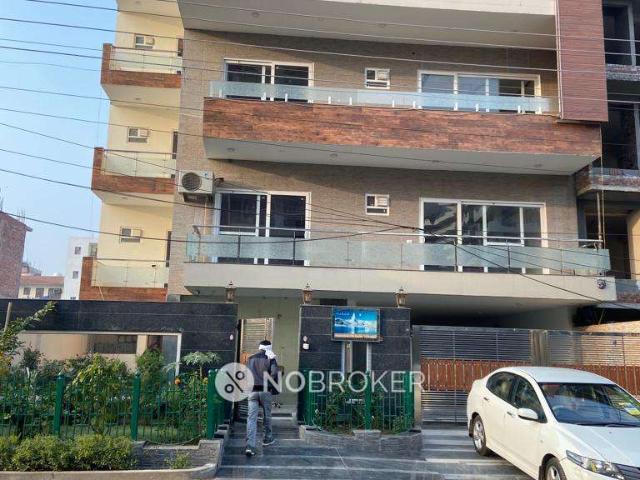 Flat for rent in Hariana