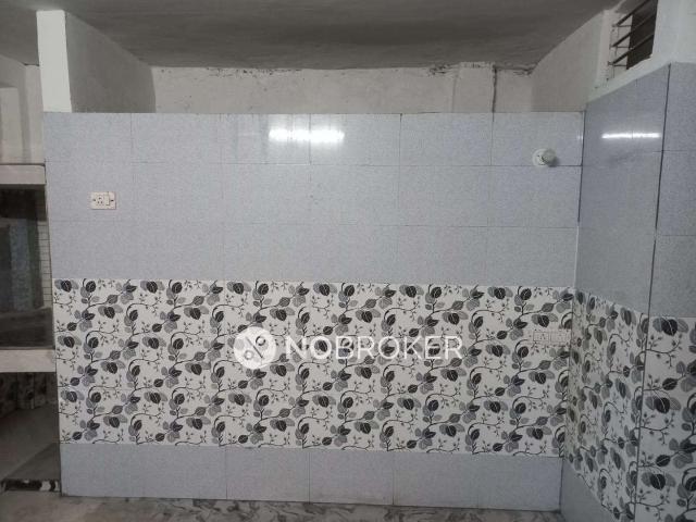Flat for rent in North East Delhi, Deri
