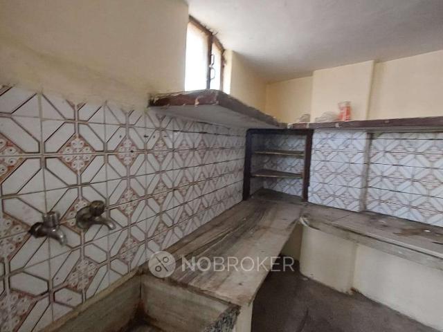 Flat for rent in West Delhi, Deri