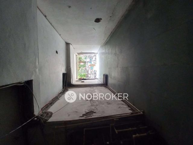 Flat for rent in Deri