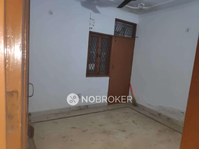 Flat for rent in South Delhi, Deri