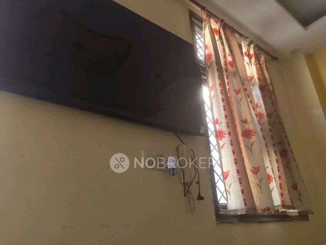 Flat for sale in Janakpuri, Delhi