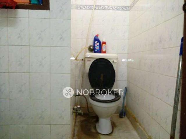Flat for sale in West Delhi, Deri