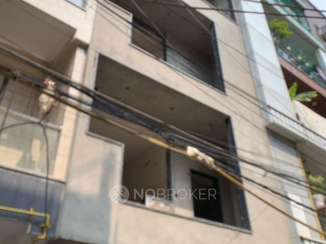 Flat for sale in East Delhi, Deri