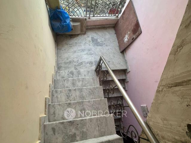 Property for sale in East Delhi, Deri