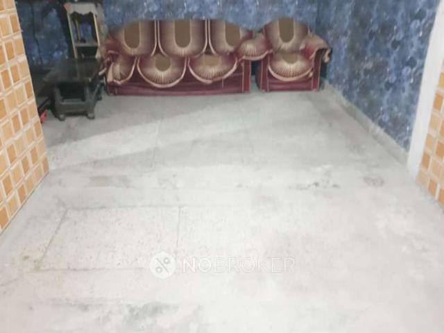 Flat for sale in South West Delhi, Deri