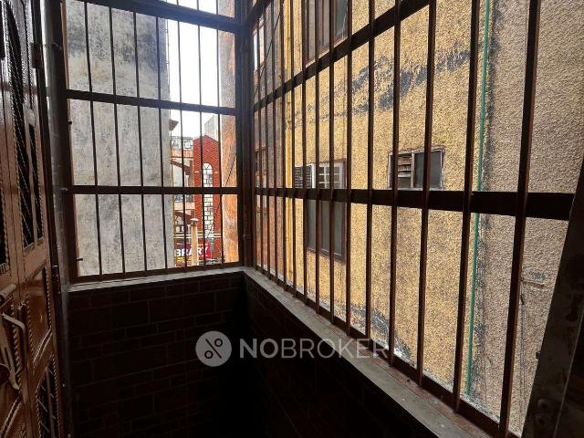 Flat for sale in North West Delhi, Deri