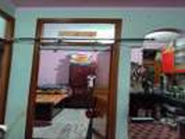 Flat for sale in East Delhi, Deri