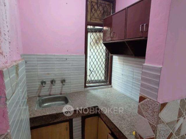 Property for sale in Deri