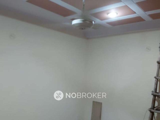 Flat for sale in North East Delhi, Deri