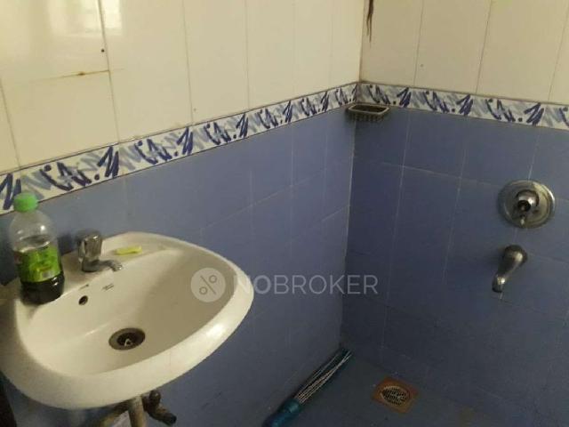 Flat for sale in Sunder Wadi, Mumbai