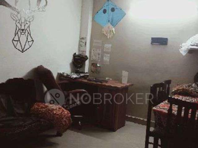 Flat for rent in South Delhi, Deri