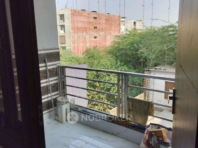 Flat for rent in South Delhi, Deri