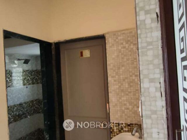 Flat for sale in Poona, National Capital Territory Of Delhi