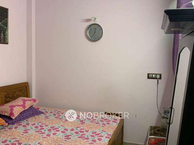 Flat for sale in South West Delhi, Deri