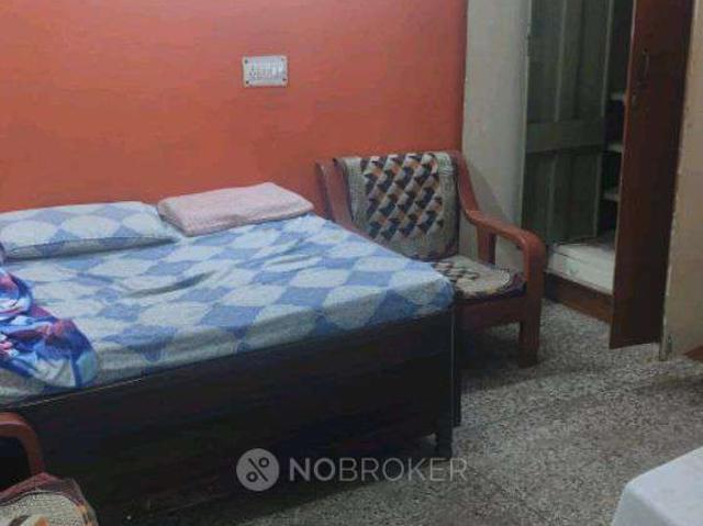 Flat for rent in Deri