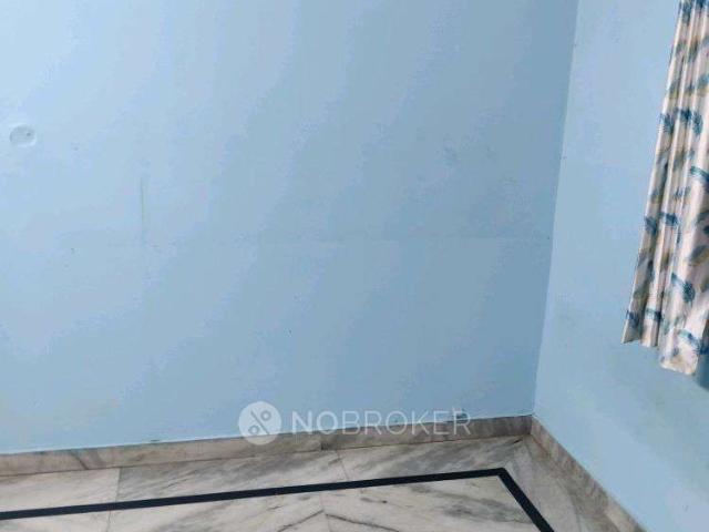 Flat for rent in West Delhi, Deri