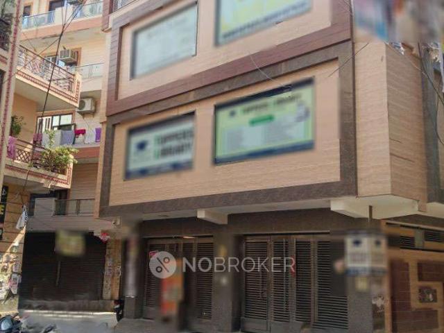 Flat for rent in South Delhi, Deri