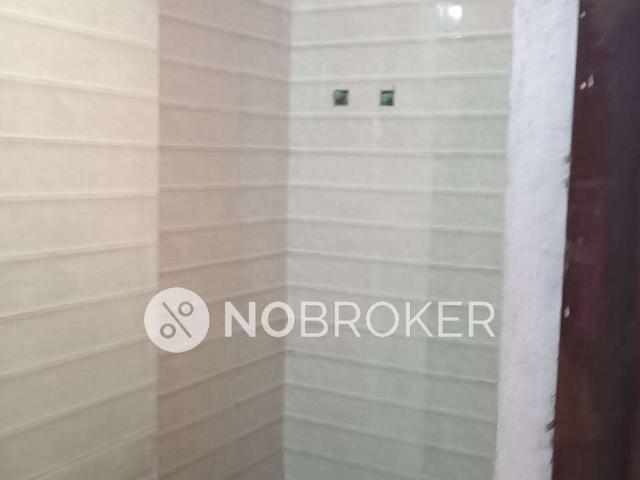 Flat for rent in South Delhi, Deri