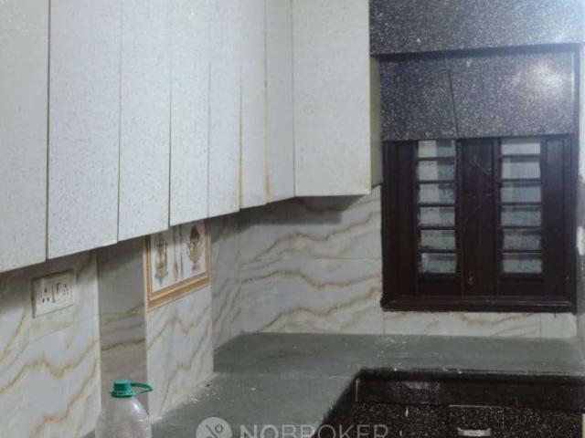 Flat for rent in West Delhi, Deri
