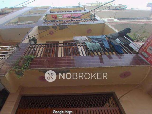 Flat for rent in West Delhi, Deri