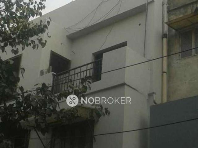 Flat for sale in West Delhi, Deri