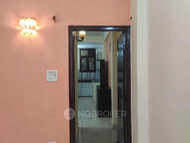 Flat for rent in South Delhi, Deri