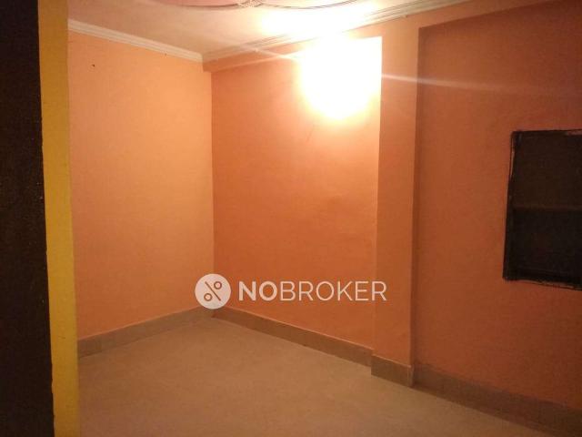 Flat for rent in East Delhi, Deri