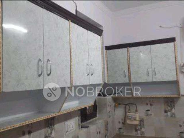 Flat for rent in West Delhi, Deri