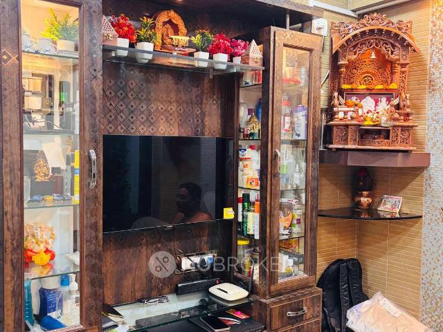Flat for sale in Prabhadevi, Mumbai City District
