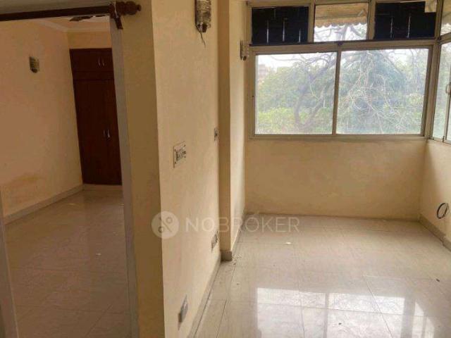 Flat for rent in West Delhi, Deri