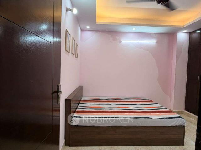 Flat for rent in South Delhi, Deri
