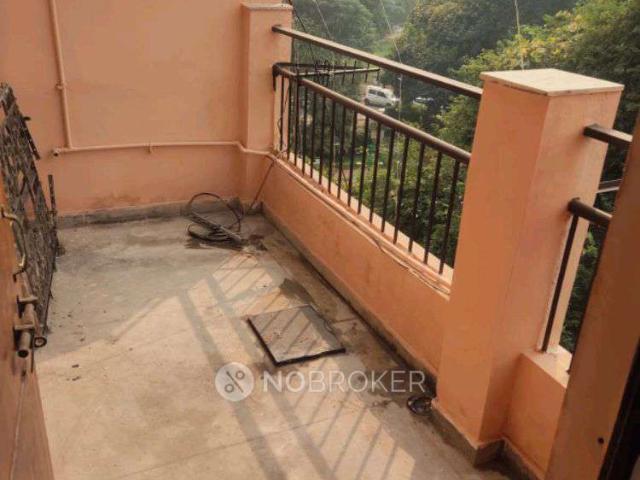 Flat for rent in North West Delhi, Deri