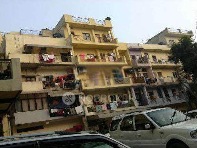 Flat for sale in North West Delhi, Deri