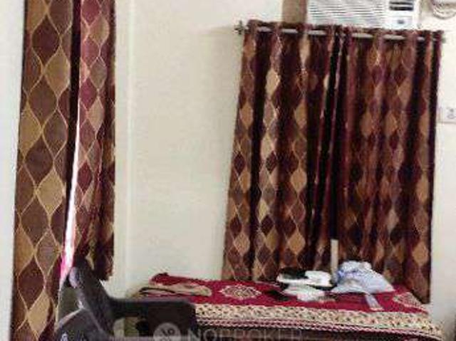 Flat for rent in North West Delhi, Deri