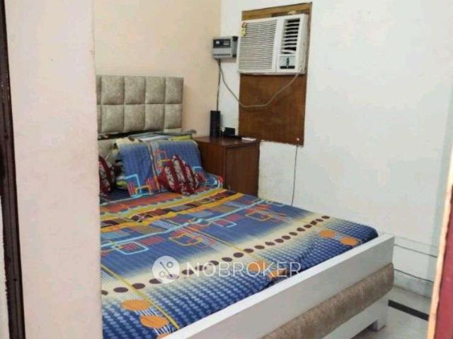 Flat for sale in North West Delhi, Deri