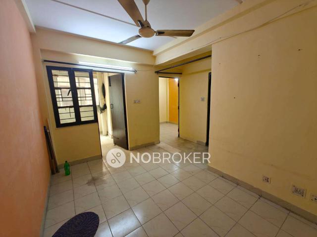 Flat for sale in South West Delhi, Deri