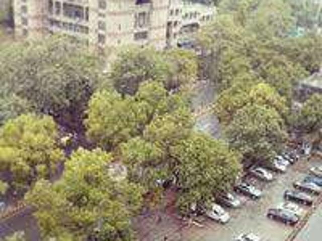 Flat for sale in North Delhi, Deri